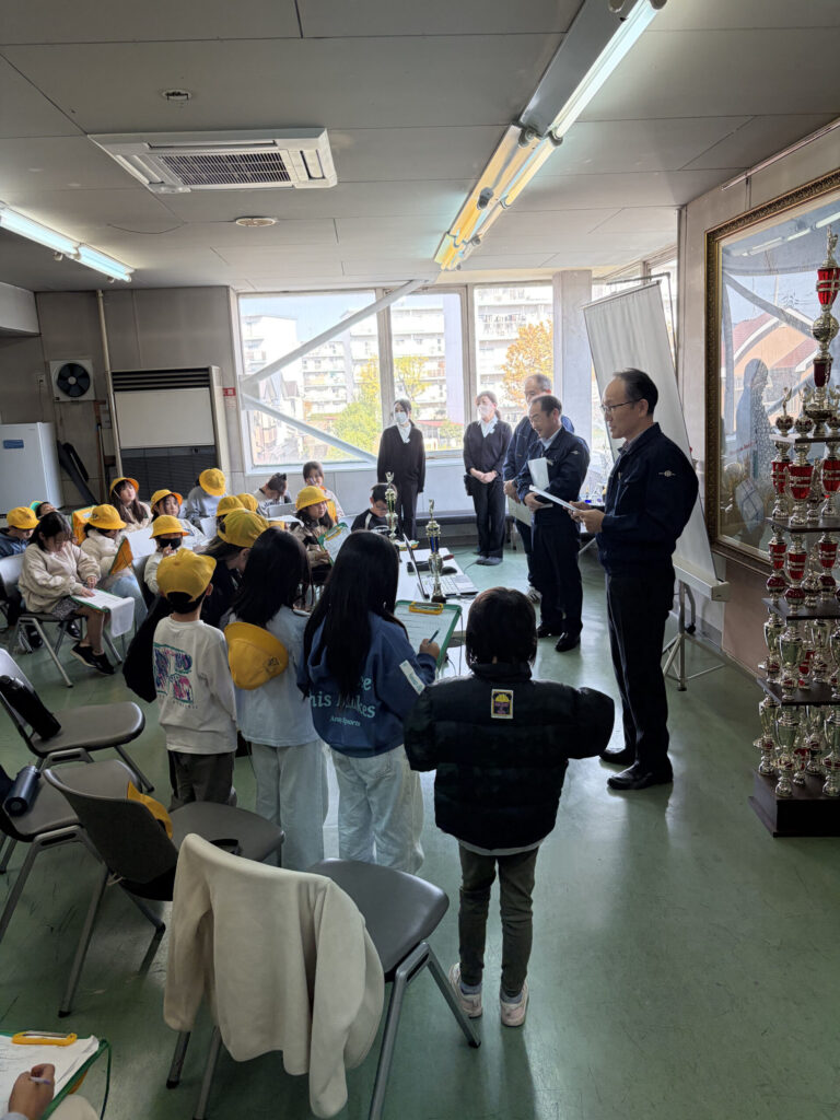 生徒さんが考えた質問に答える